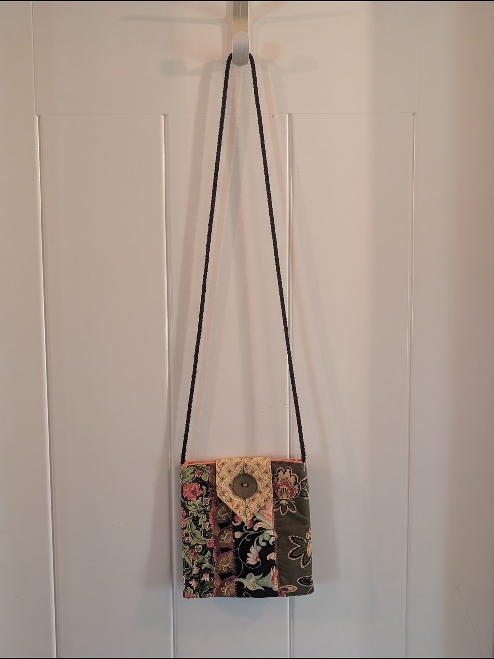 Quilted Patchwork Crossbody Bag in Olive Floral